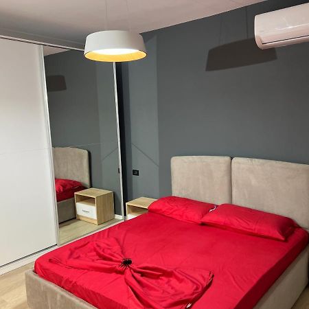 Amion Apartment In Center Of טיראנה מראה חיצוני תמונה