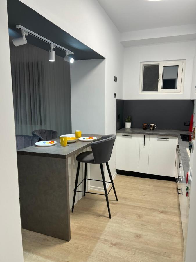 Amion Apartment In Center Of טיראנה מראה חיצוני תמונה
