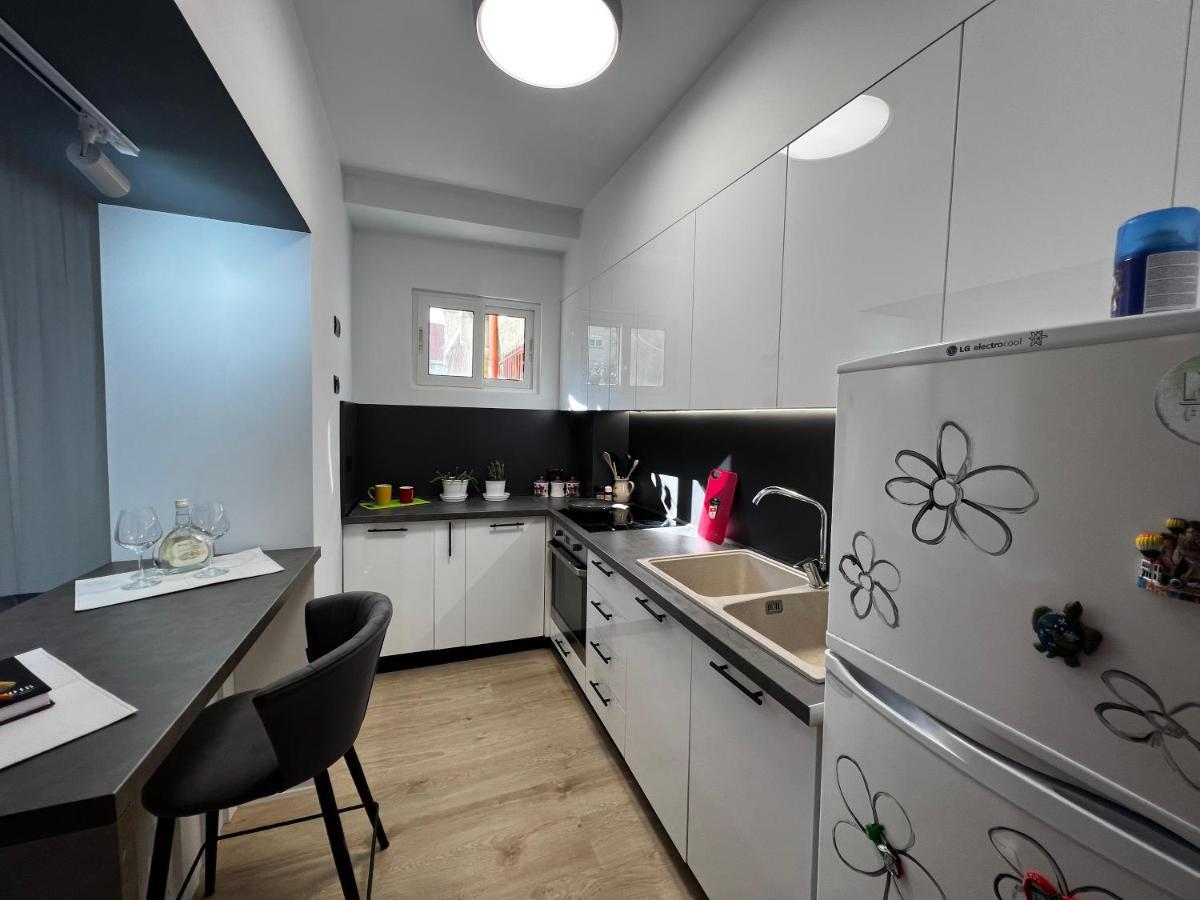 Amion Apartment In Center Of טיראנה מראה חיצוני תמונה