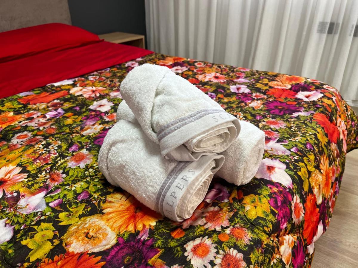 Amion Apartment In Center Of טיראנה מראה חיצוני תמונה